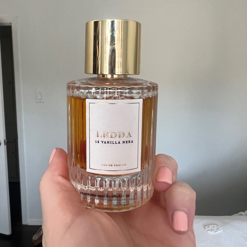 LEDDA 18 Vanilla Nera Eau de Parfum